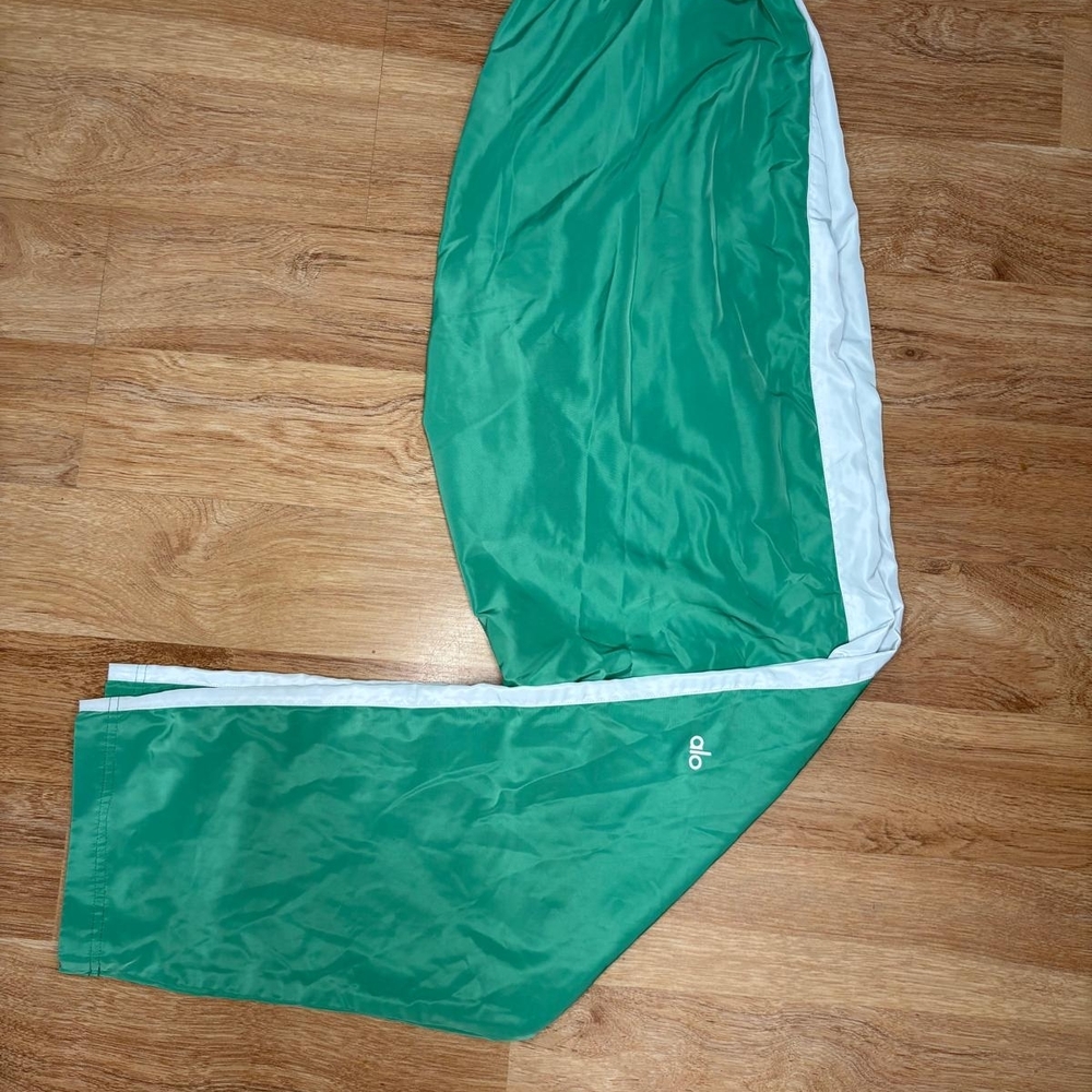 ALO Yoga Women's Green Track Pants with White Trim